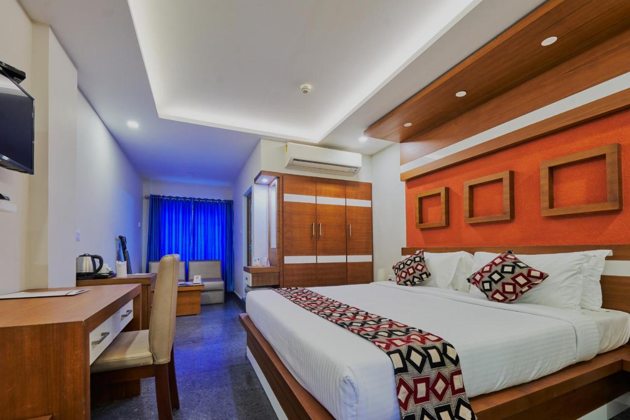 Vidya Residency Hotel Thrissur Exterior photo